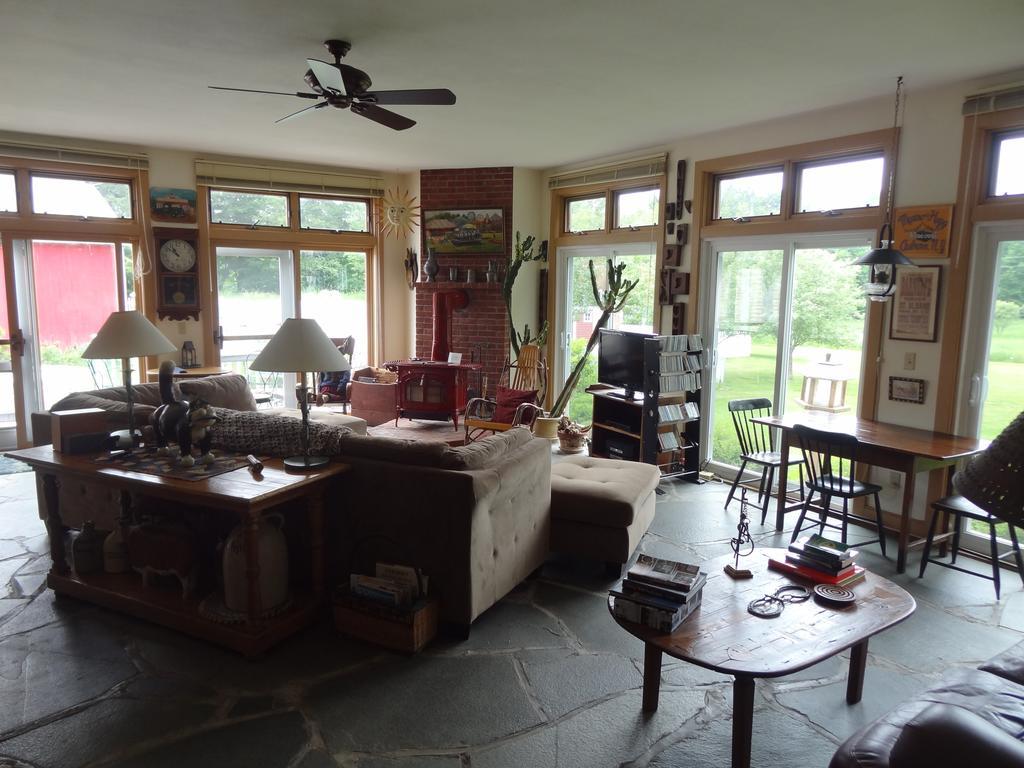 Inn At Buck Hollow Farm Fairfax Extérieur photo